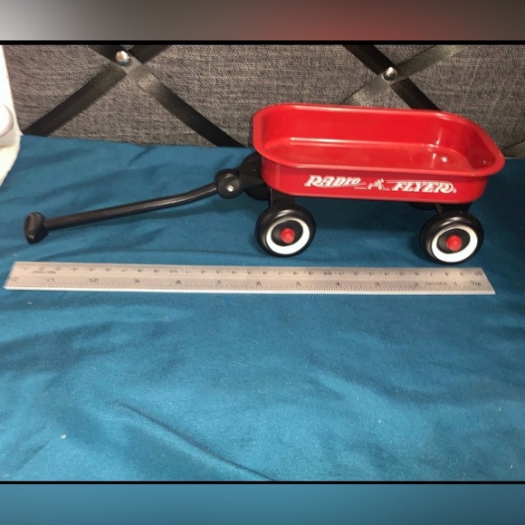 Mini Small Red Wagon - 3 1/4 long